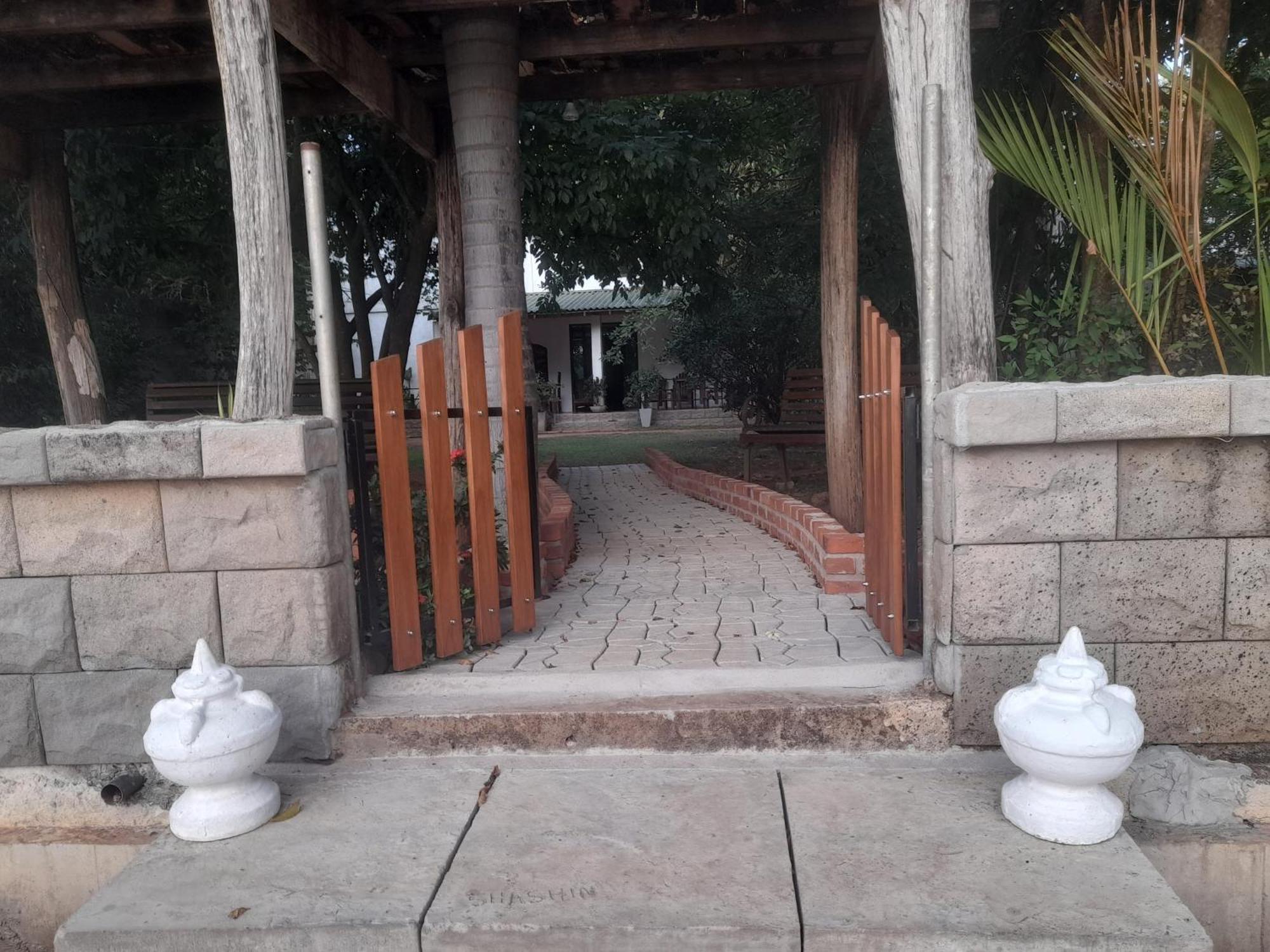 Shashin Lake Resort Dambulla Exterior foto