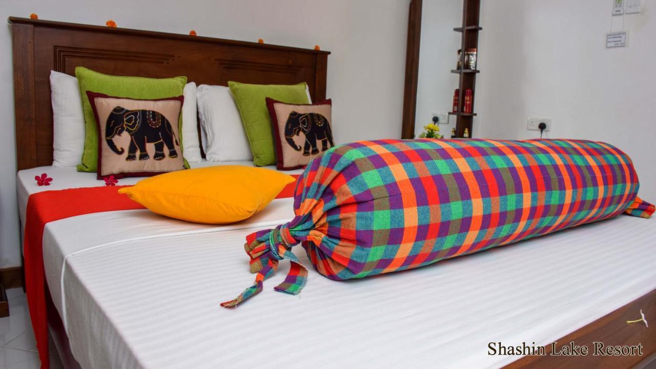 Shashin Lake Resort Dambulla Exterior foto